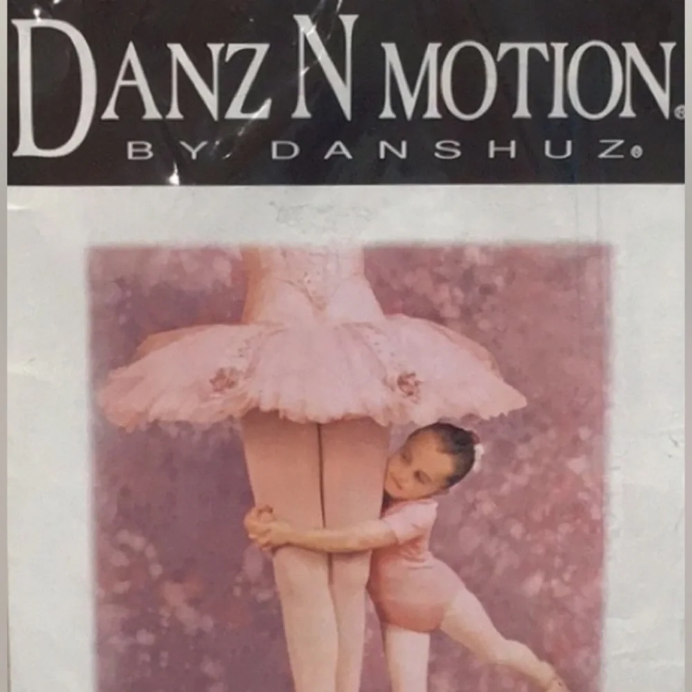 NEW Danz N Motion Children’s Performance Tights, Pink, Size 12-14